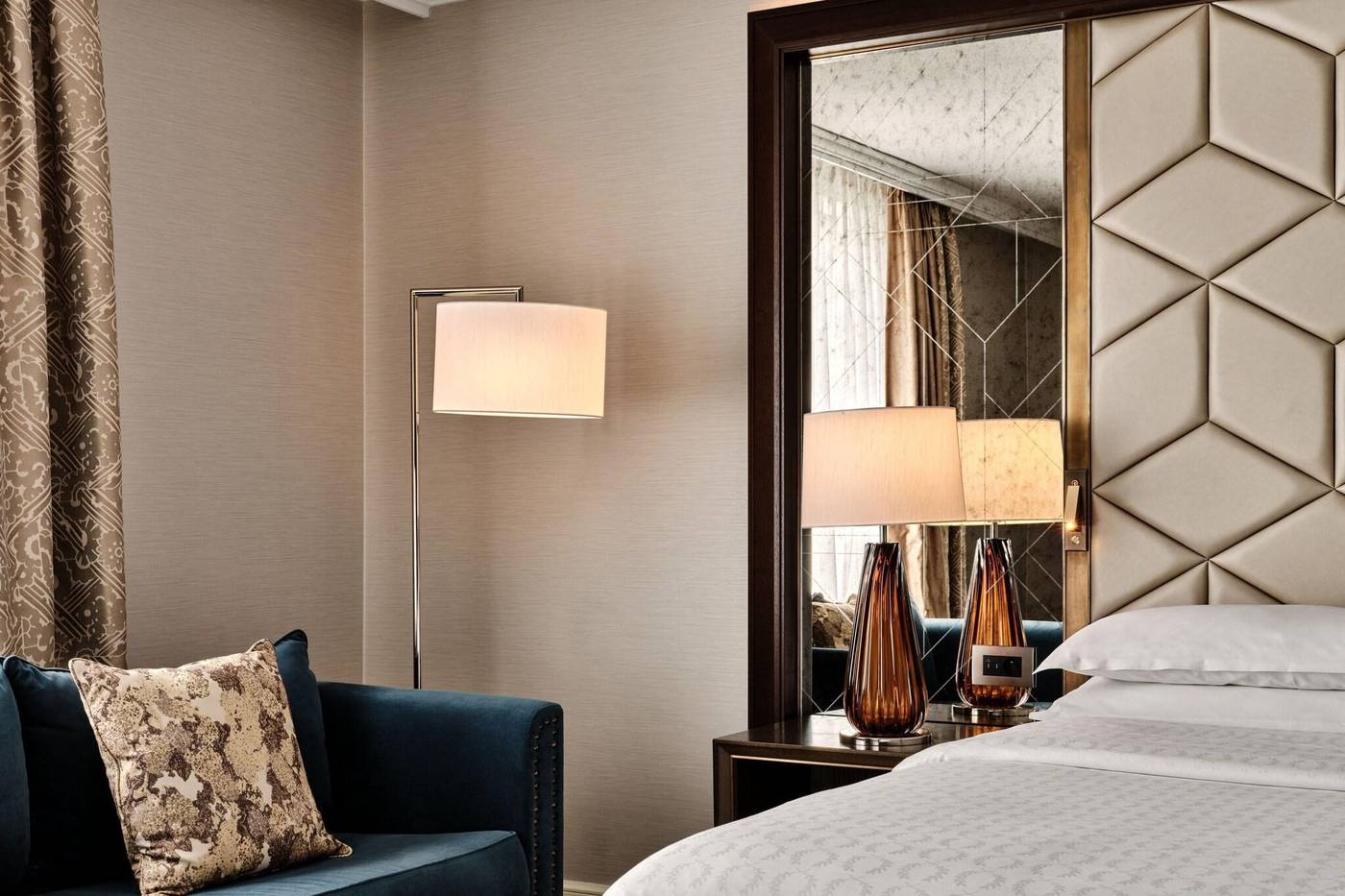 Sheraton-Warsaw-Hotel-Room-41