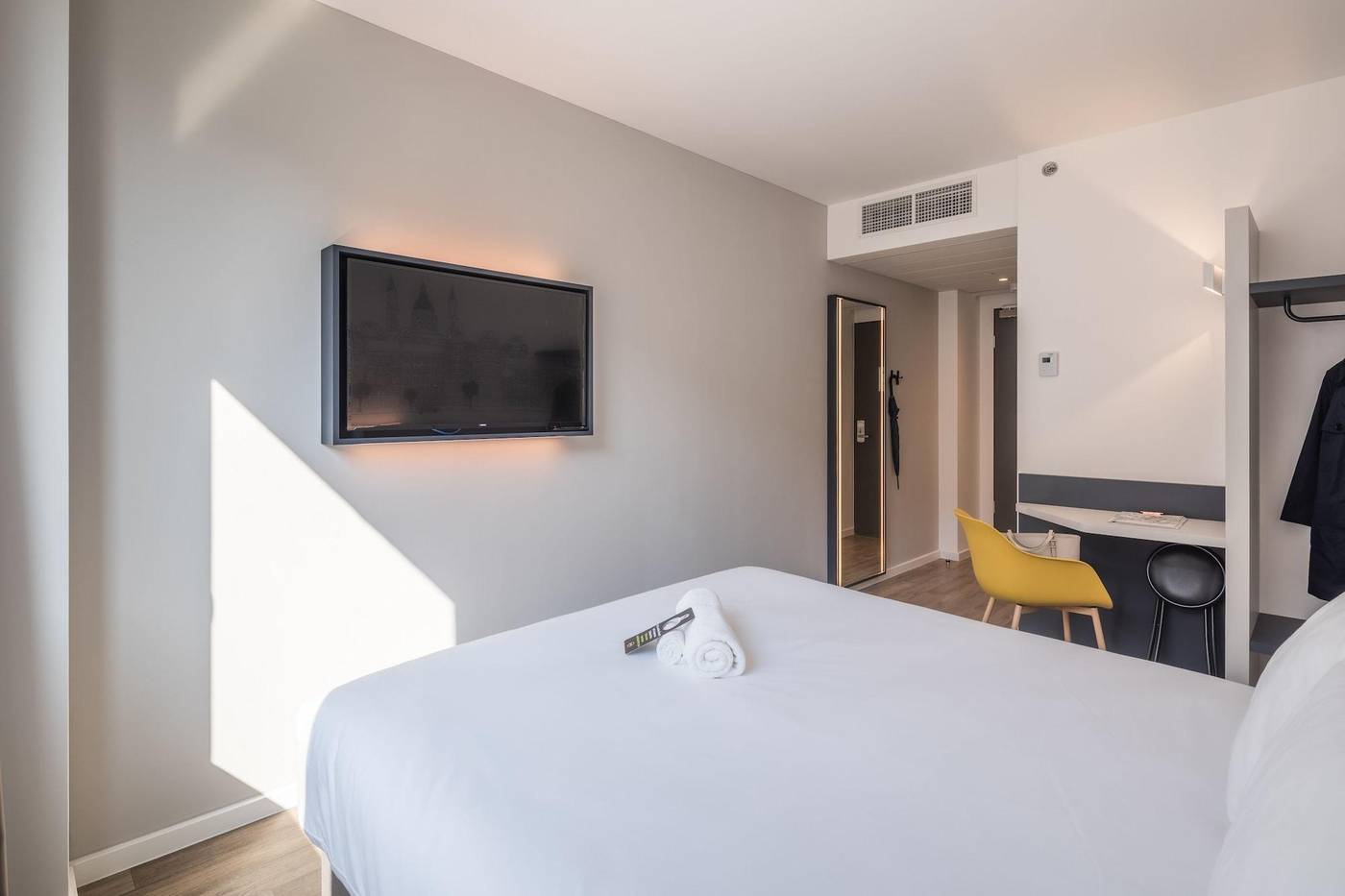 B-B-Hotel-Budapest-City-Room-32