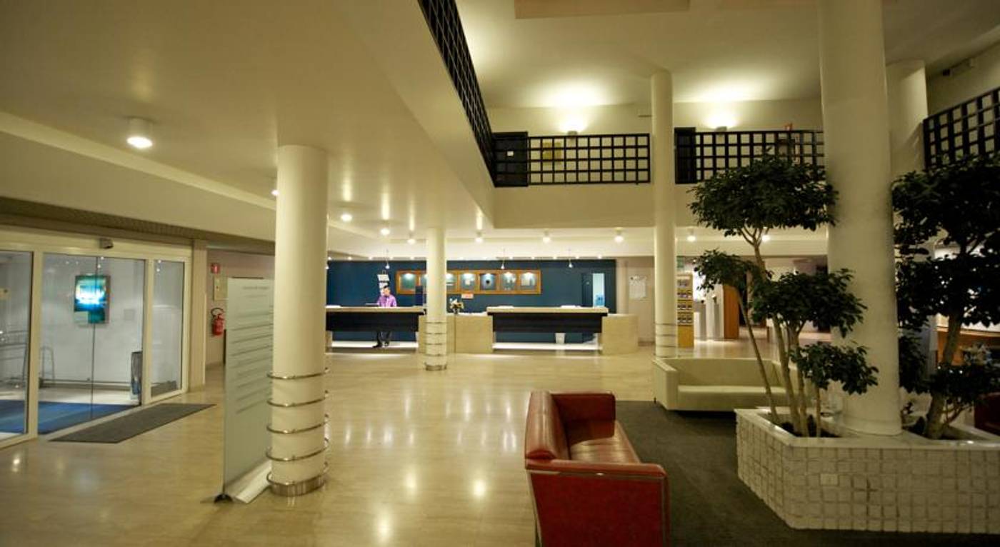 Novotel-Firenze-Nord-Aeroporto-Lobby-14