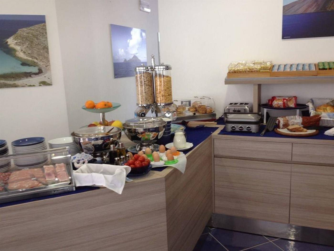 Astro-Suite-Hotel-Restaurant-26