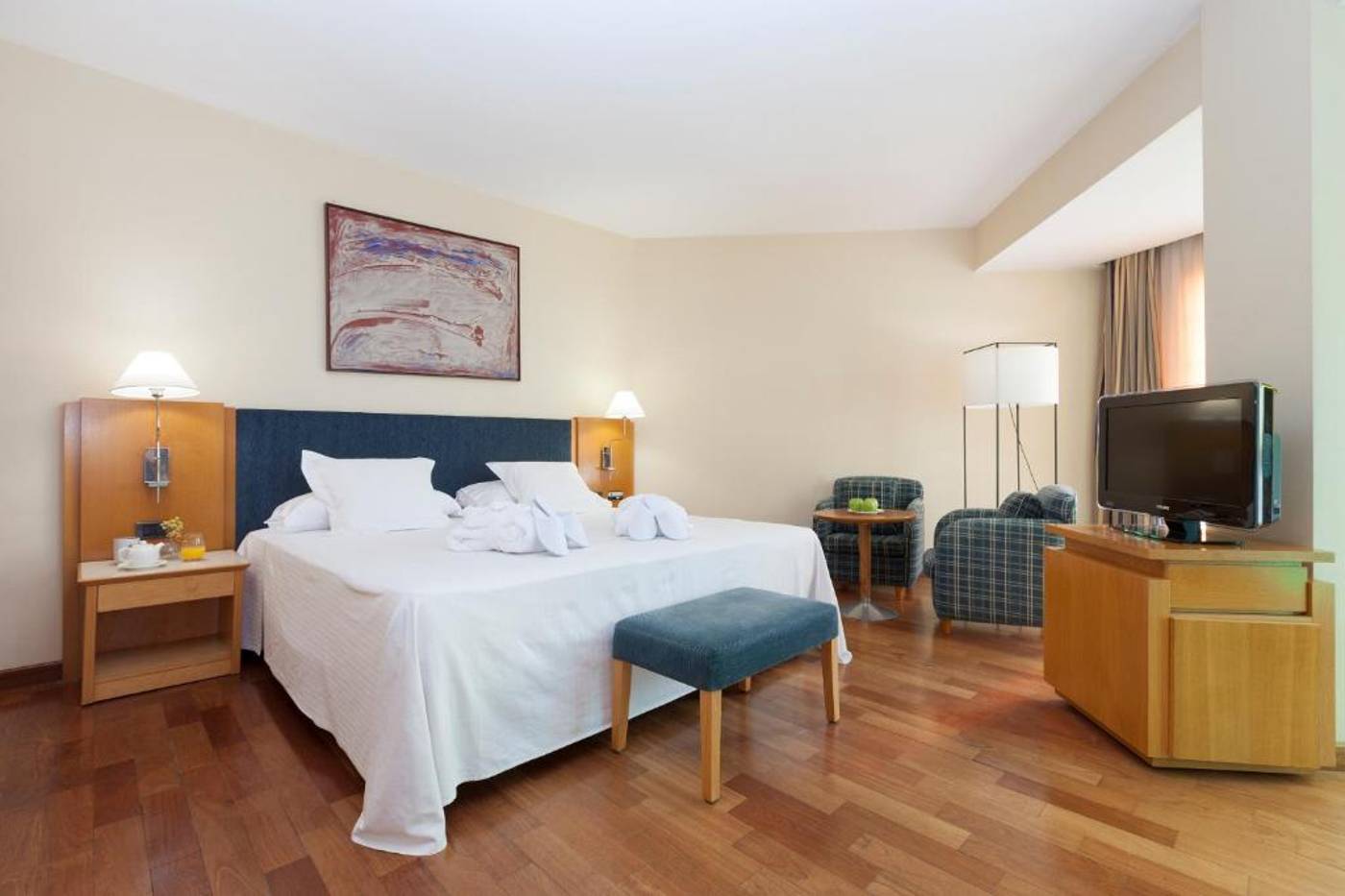 URH-Ciutat-de-Mataro-Room-12