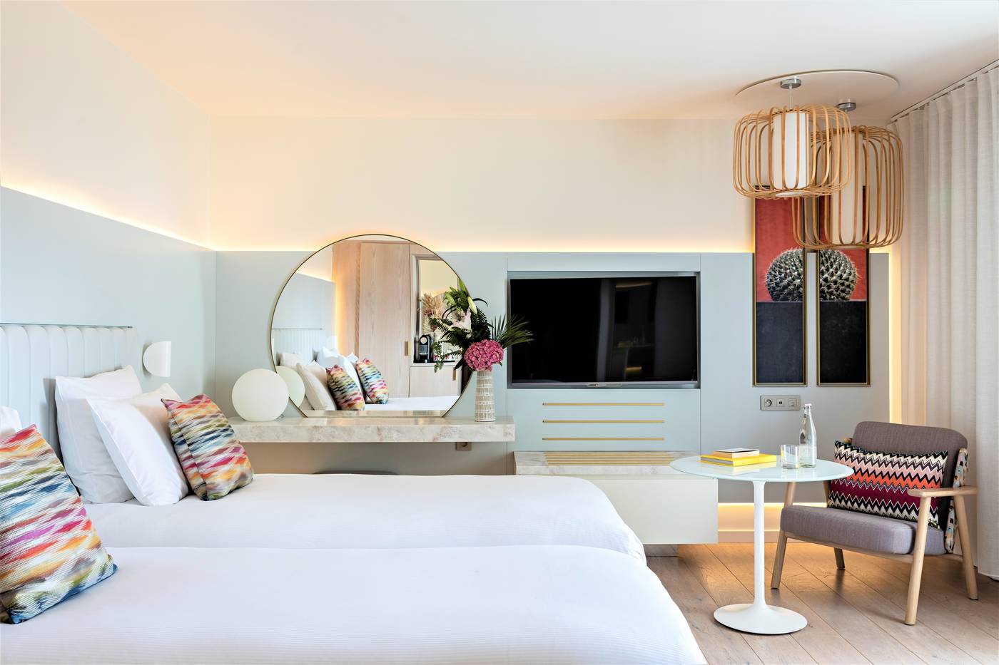 Hotel-Croisette-Beach-Cannes---Mgallery-Room-22