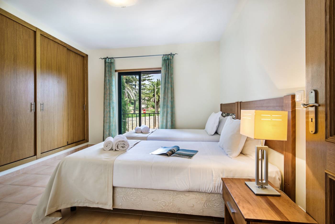 Jardim-da-Meia-Praia-Room-28