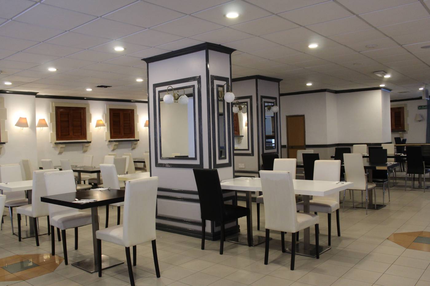 The-San-Anton-Hotel-Restaurant-21