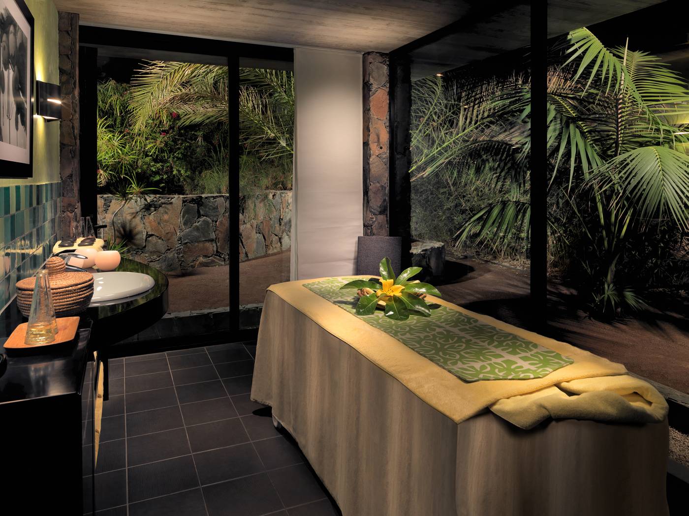 Seaside-Palm-Beach-Sports-and-Entertainment-62