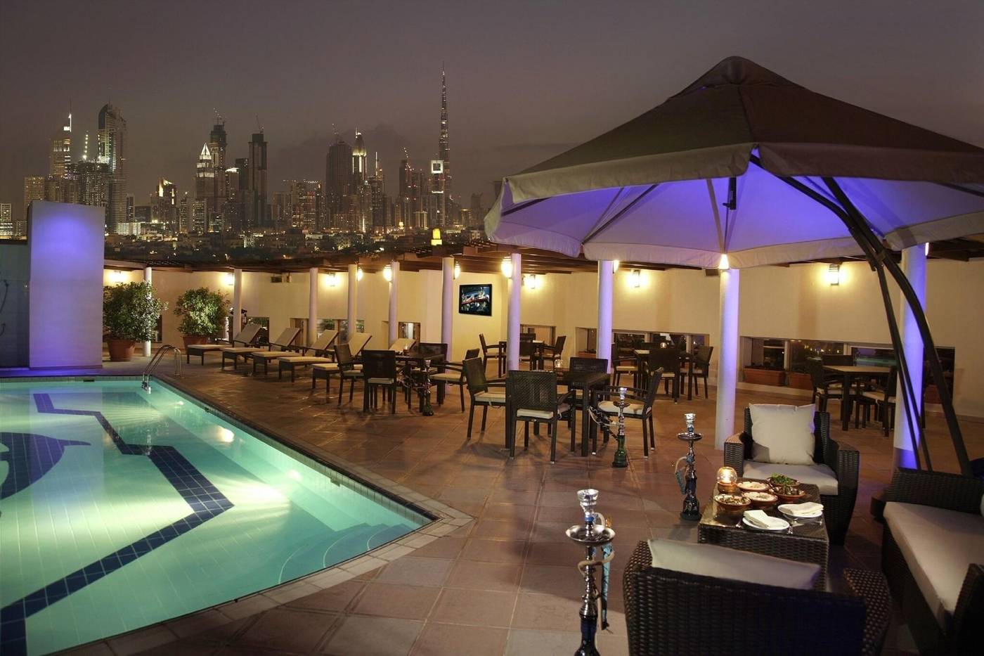 Jumeira-Rotana-Pool-36