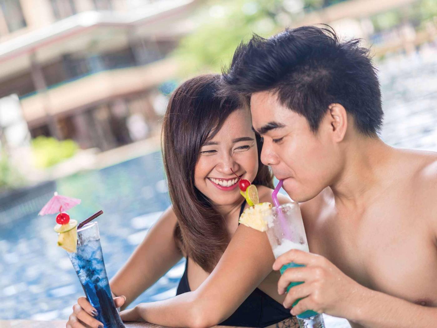 Novotel-Phuket-Vintage-Park-Bar-13