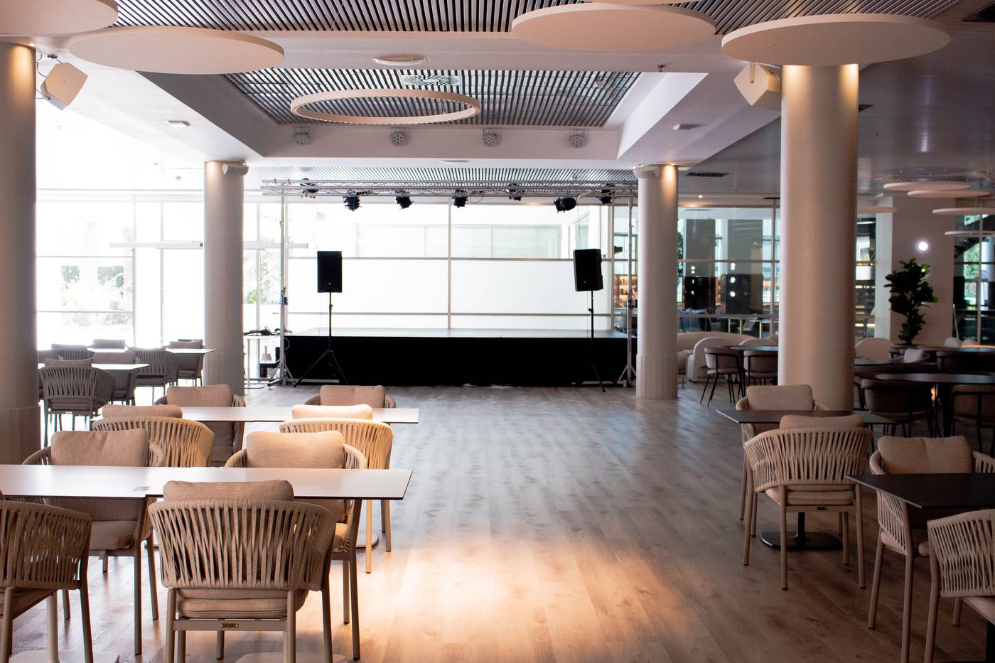 AR-Diamante-Beach-Bar-36