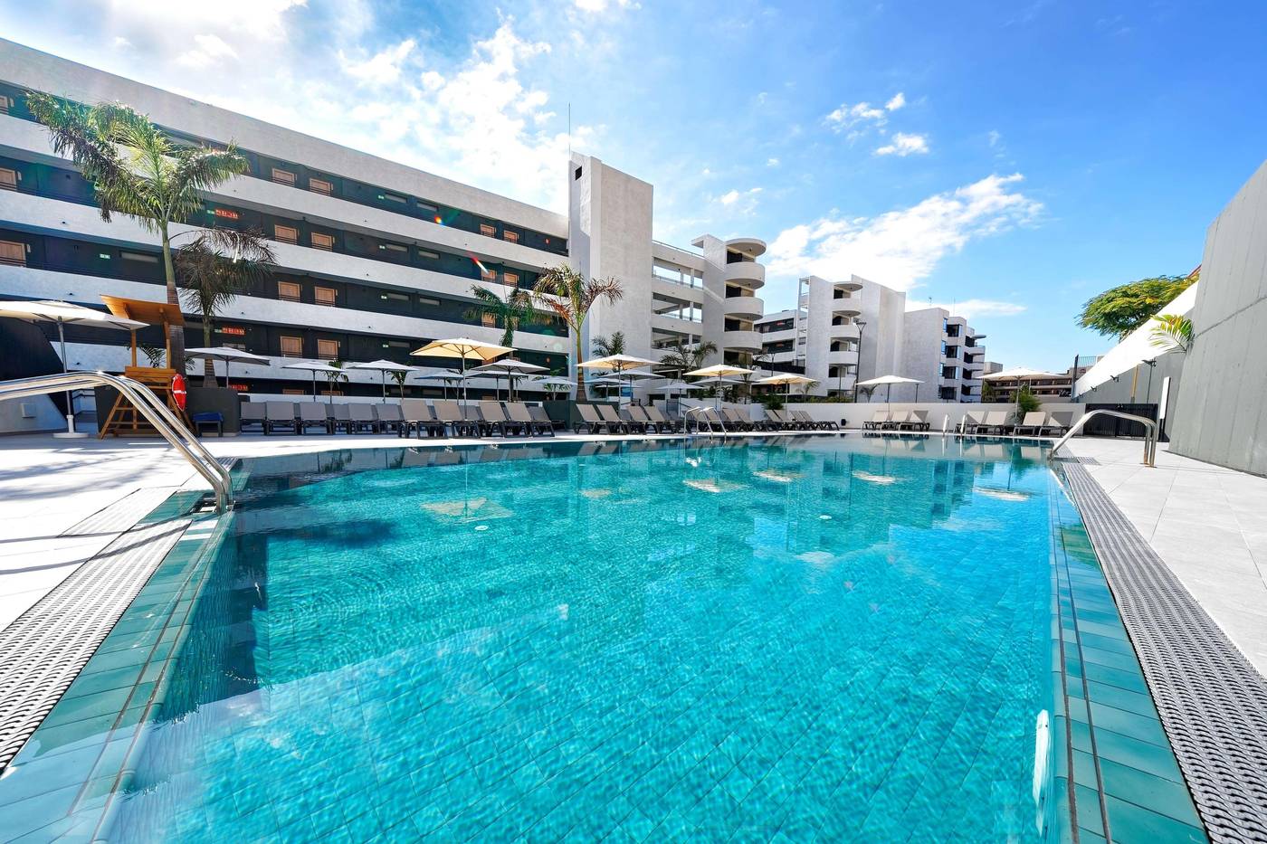 Hovima-Suites-Costa-Adeje-Pool-9