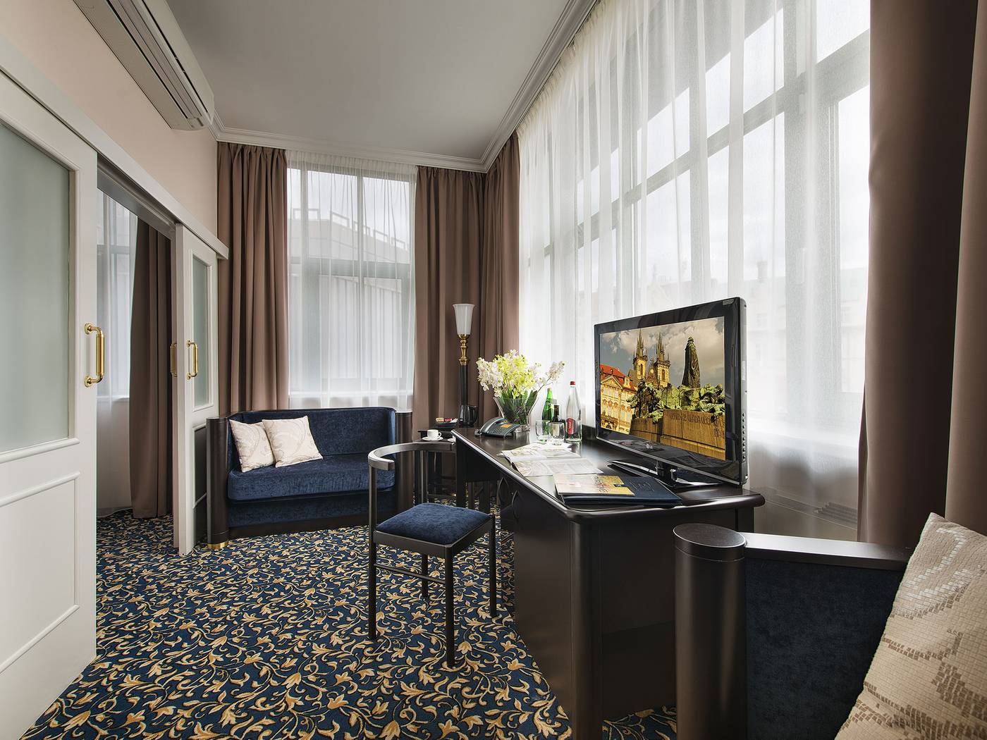 EA-Hotel-Royal-Esprit-Room-10