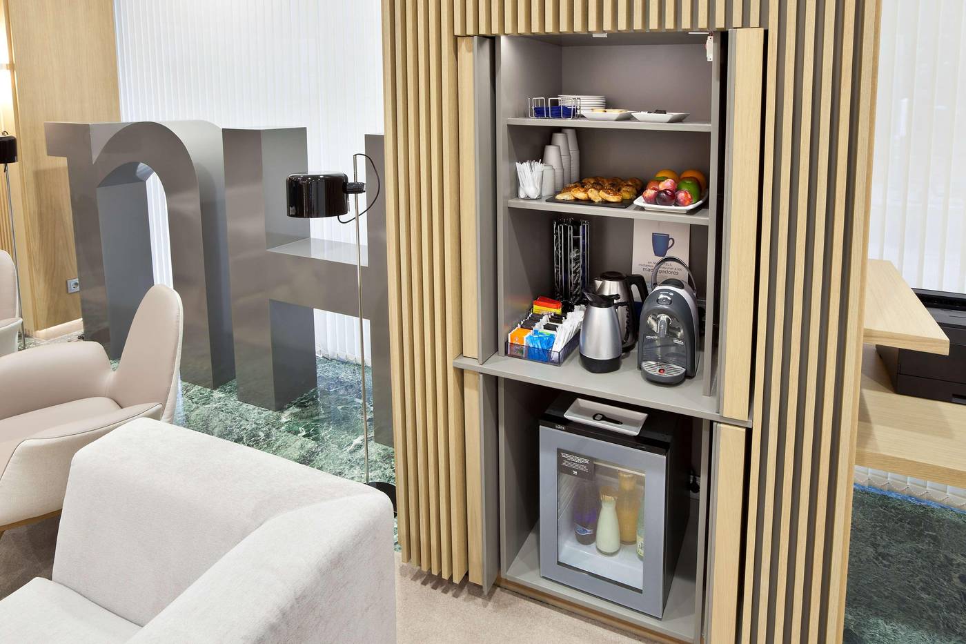 NH-Madrid-Ventas-Lobby-9