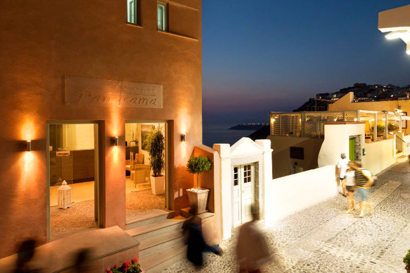 Panorama-Santorini-Boutique-Hotel-General-view-2