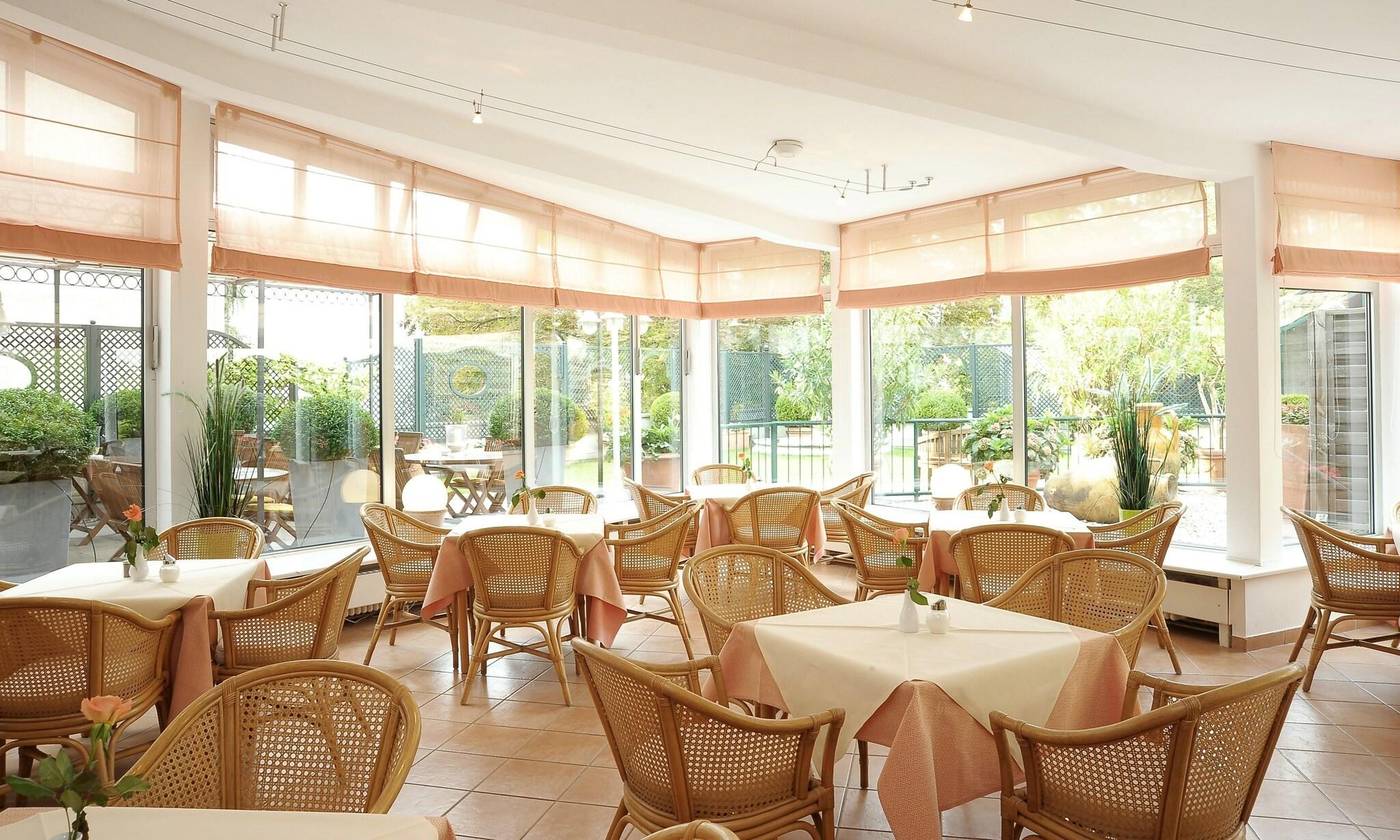 Ludwig-van-Beethoven-Restaurant-6