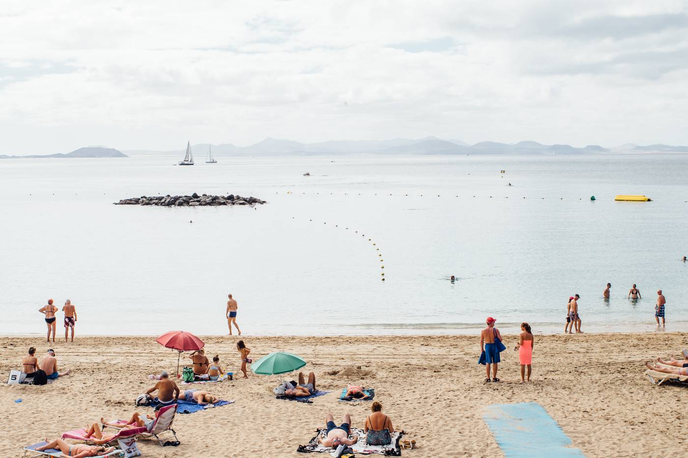 Princesa-Yaiza-Suite-Hotel-Resort-Beach-64