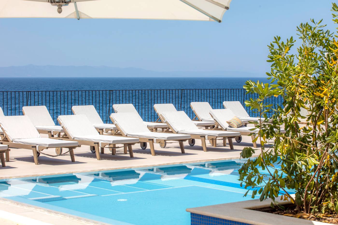 Bluesun-Hotel-Jadran-Pool-8