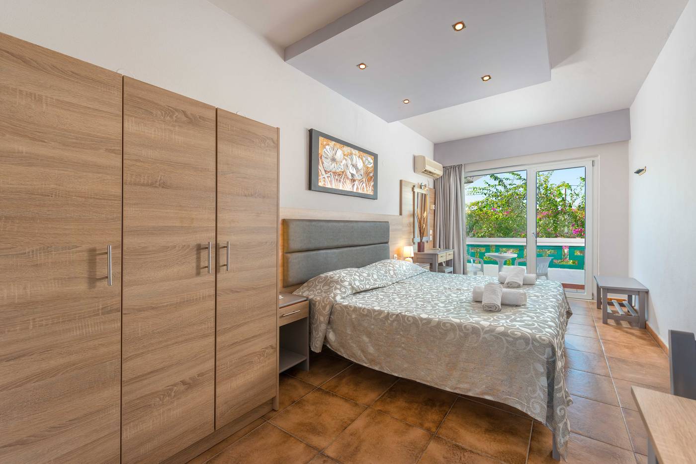 Melody-Studios-Room-27