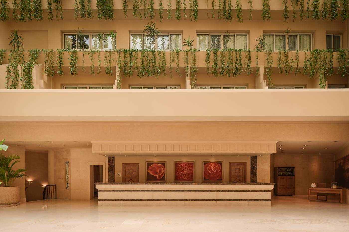 Iberotel-Luxor-Lobby-9