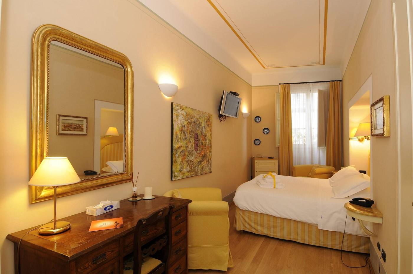 Palazzo-Busdraghi--Depoca-Room-16