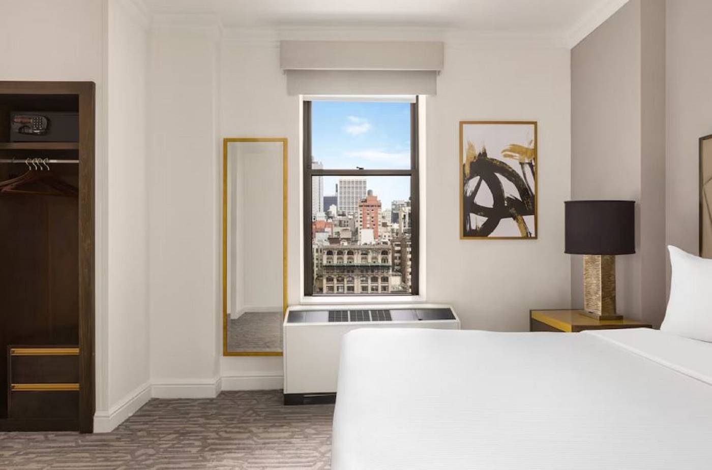 Martinique-New-York-on-Broadway--Curio-By-Hilton-Room-30