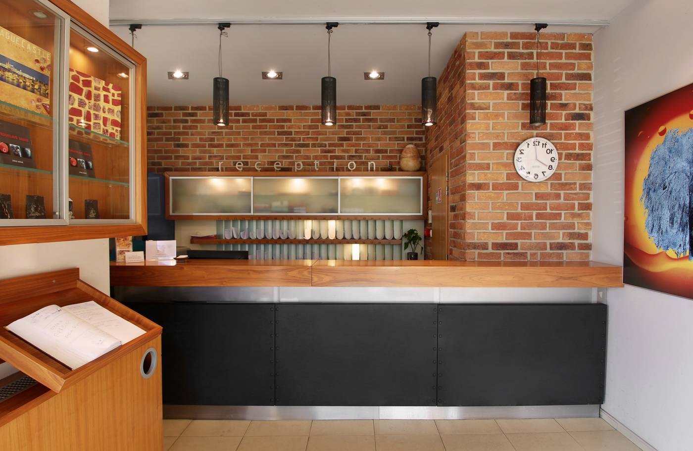 Absolutum-Wellness-Hotel-Lobby-11