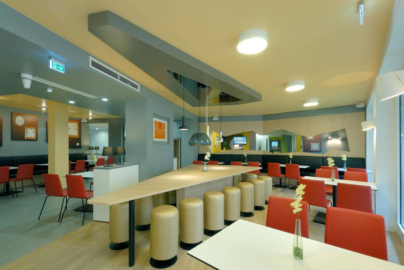 B-B-Hotel-Bonn-Bar-13