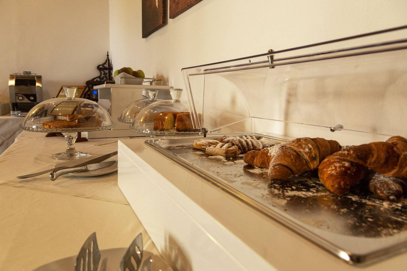 Villa-Montarioso-Restaurant-12