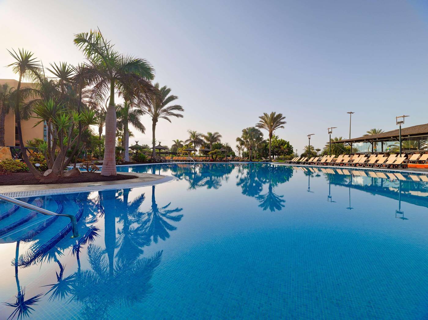 Barcelo-Fuerteventura-Mar-Pool-2