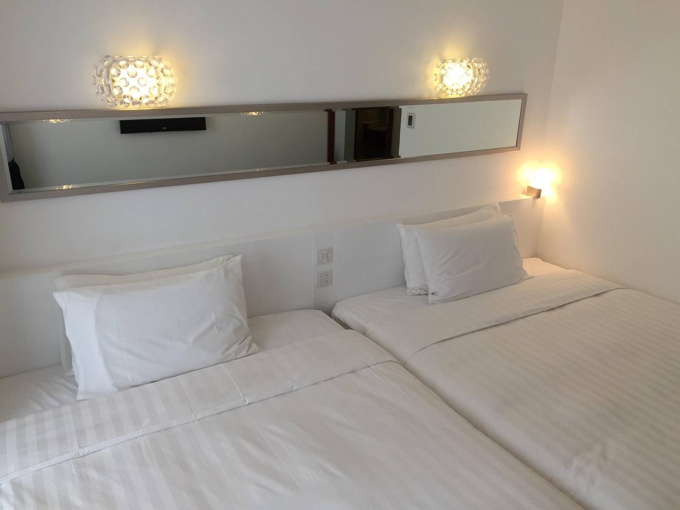 The-Charterhouse-Causeway-Bay-Room-4