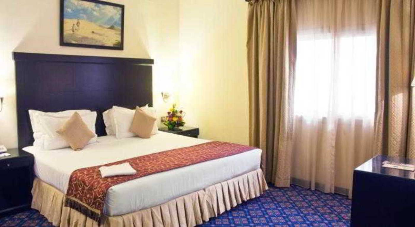 Regent-Beach-Resort-Jumeirah-Room-14