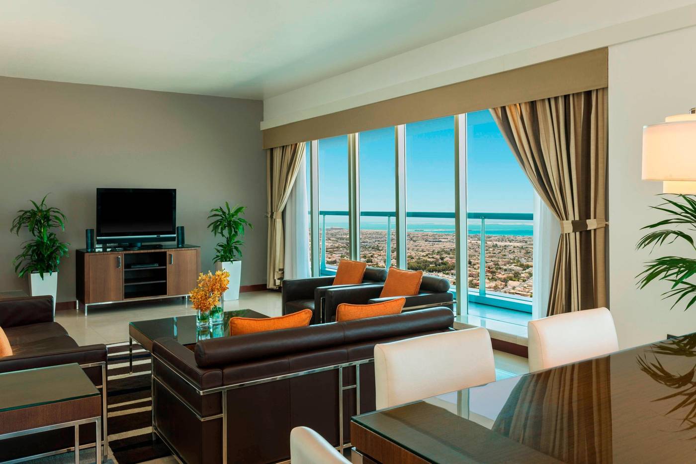 Four-Points-by-Sheraton-Sheikh-Zayed-Road-Room-28
