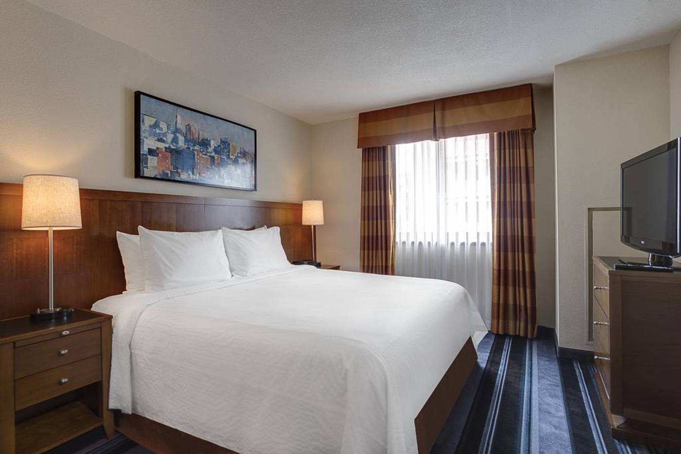 Residence-Inn-By-Marriott-New-York-Manhattan-Times-Square-Room-18