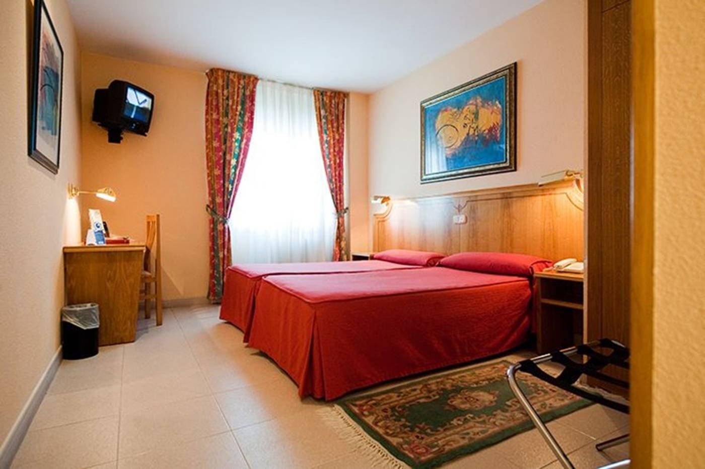 Rey Arturo-Spain-VILLAGONZALO PEDERNALES-General view-9