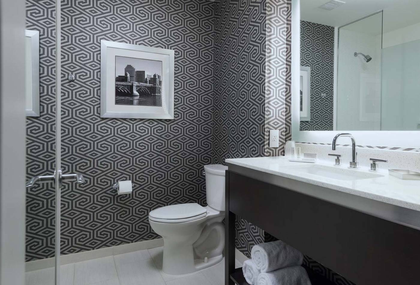 Fairfield-Inn---Suites-Boston-Cambridge-Room-23