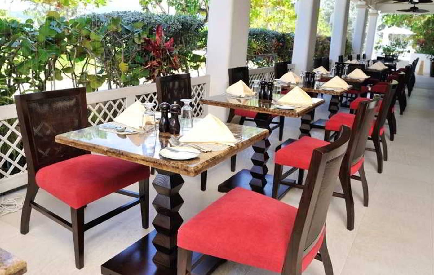 Spice-Island-Beach-Resort-All-Inclusive-Restaurant-17