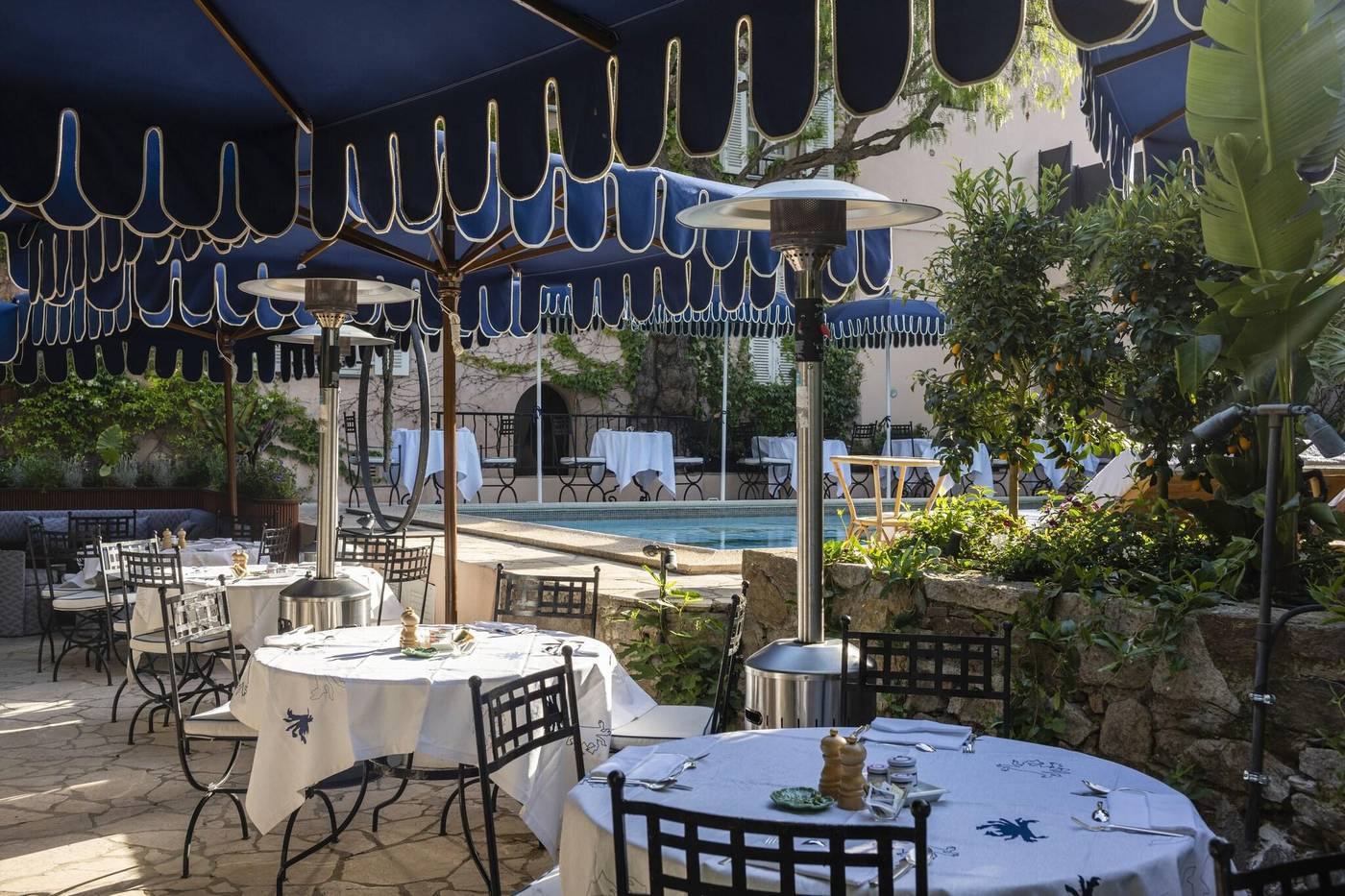 Hotel-Restaurant-Le-Yaca-Terrace-4