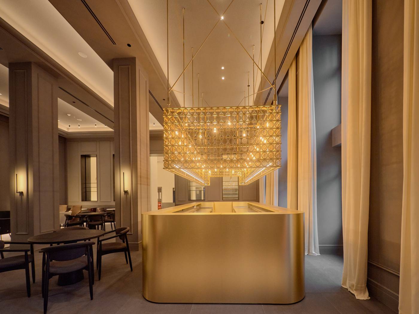 Kozmo-Hotel-Suites---Spa-Bar-14