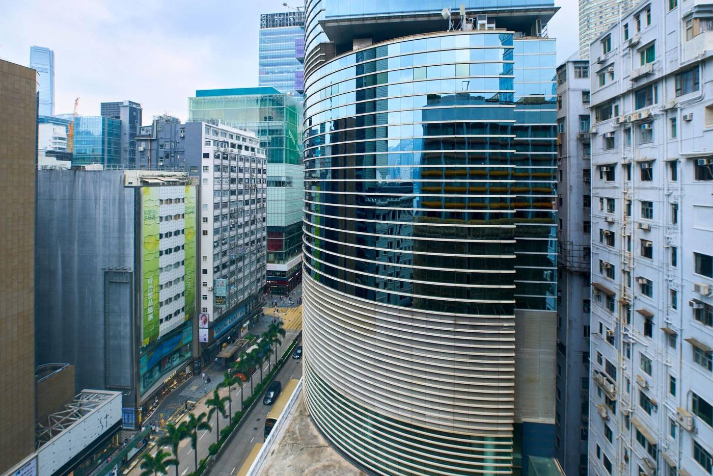 Sheraton-Hong-Kong-Hotel---Towers-Room-1