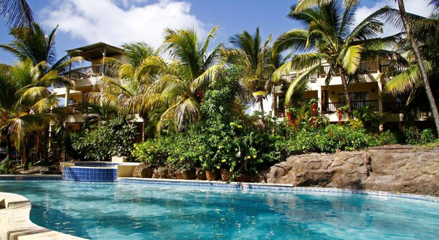 Hibiscus Beach Resort & Spa