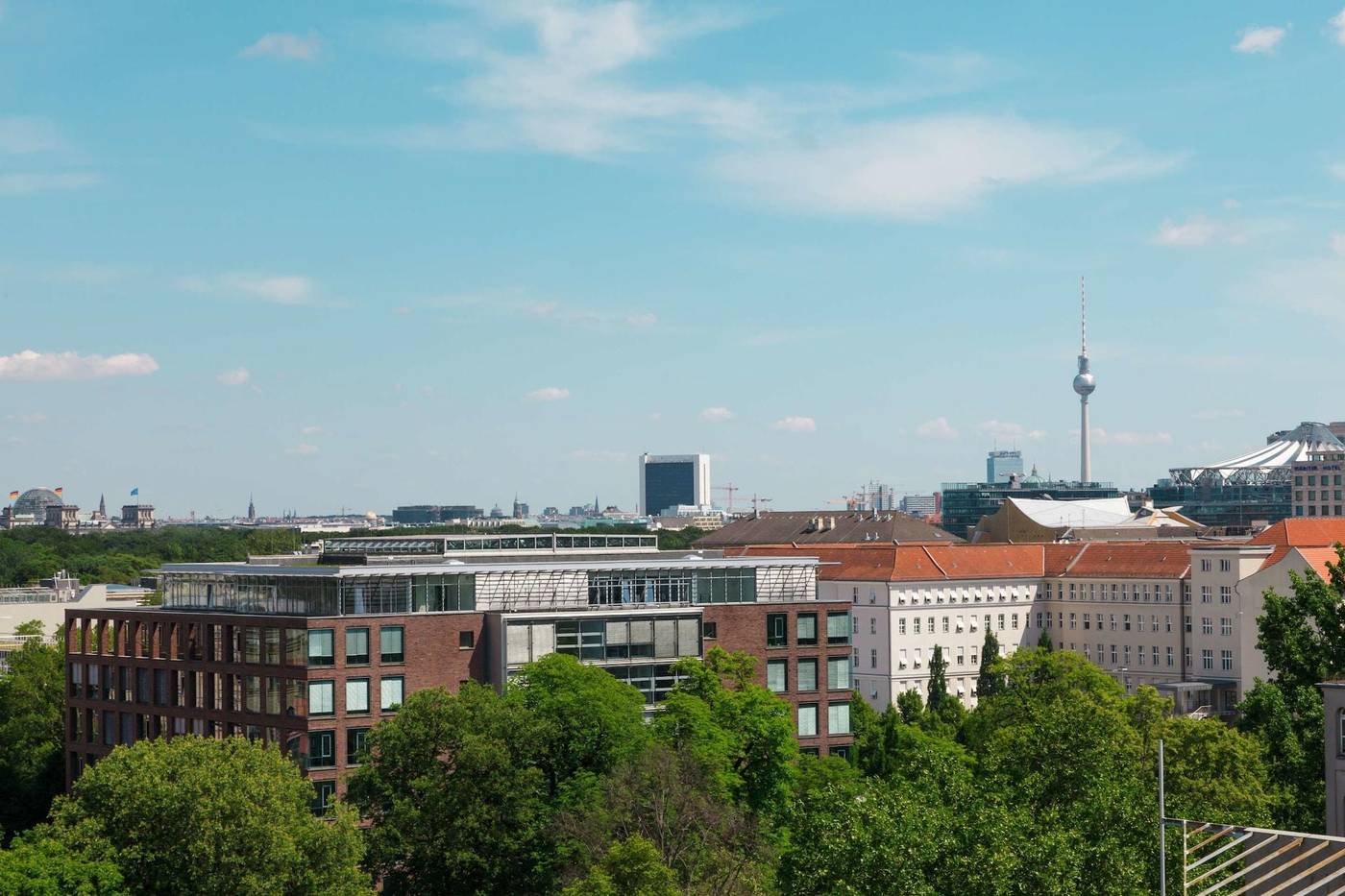 Sheraton-Berlin-Grand-Hotel-Esplanade-General-view-68