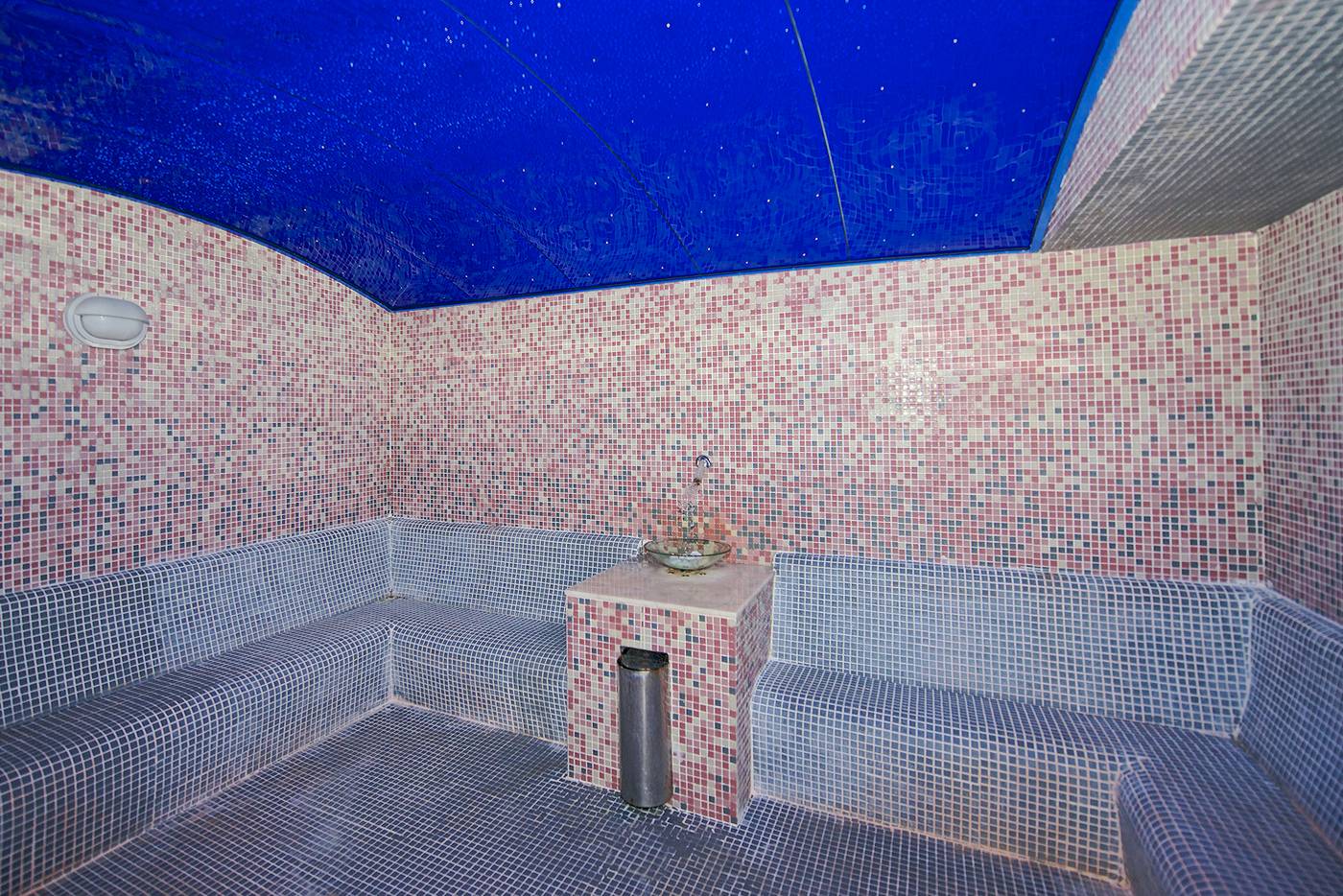 IBEROSTAR-Playa-Gaviotas-Sports-and-Entertainment-65