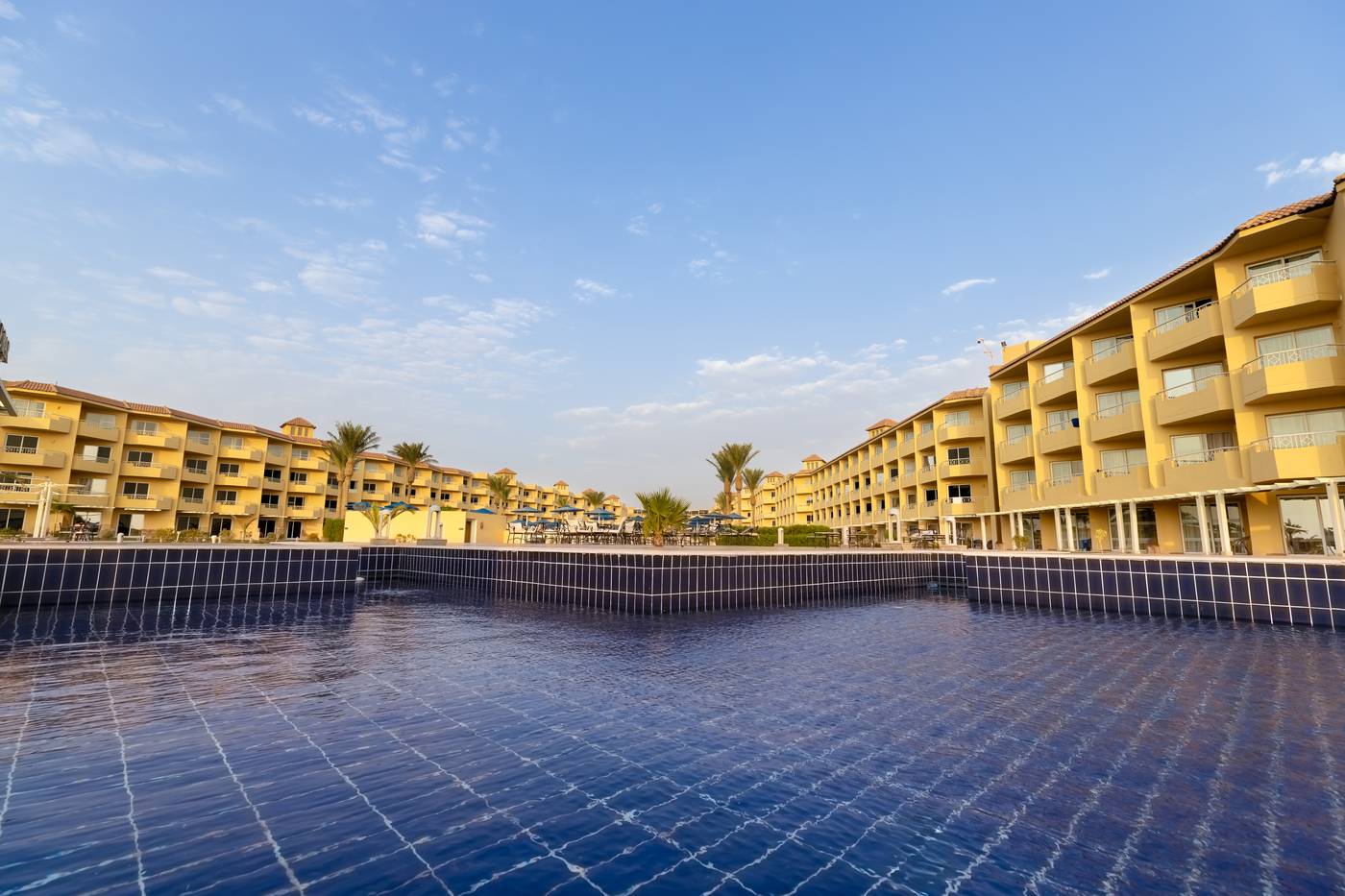 Amwaj-Beach-Club-Abu-Soma-Pool-6