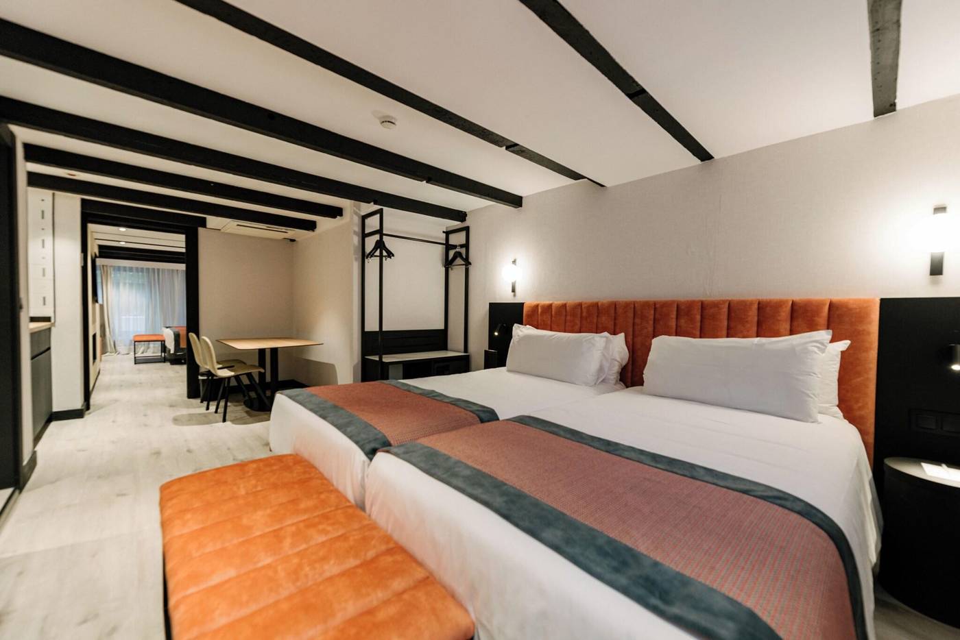 Catalonia-Vondel-Amsterdam-Room-38