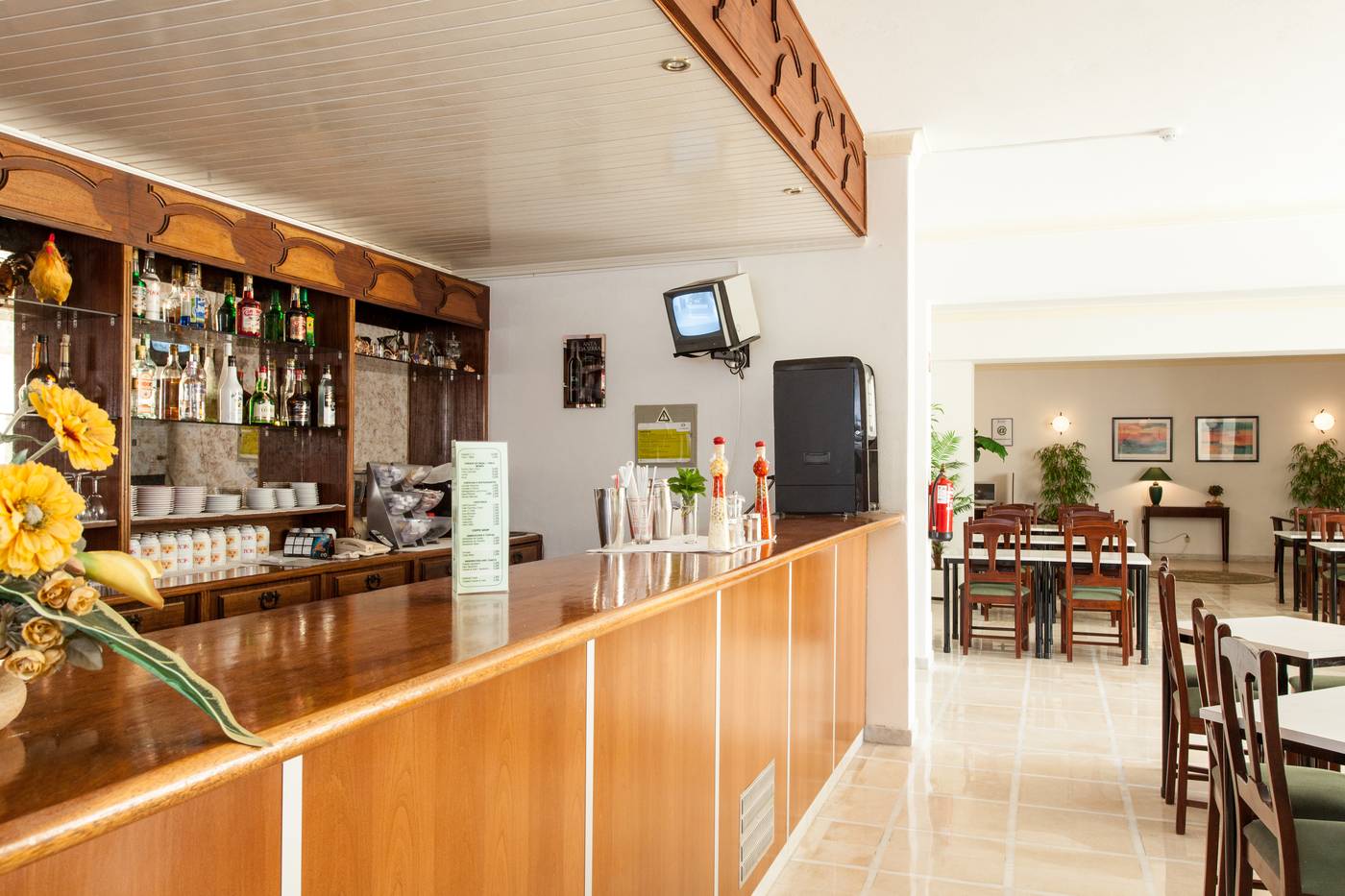 Don-Tenorio-Bar-19