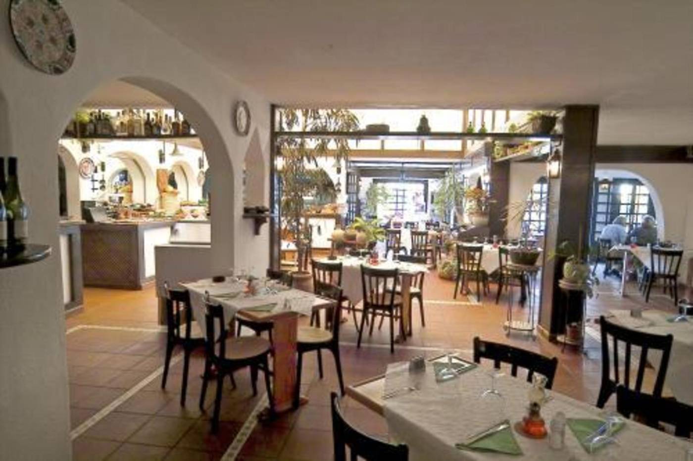 Puerto-Caleta-Restaurant-11