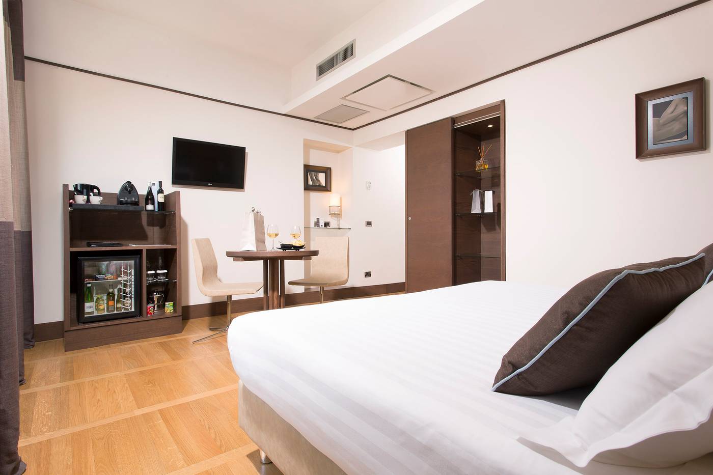 The-Independent-General-view-16