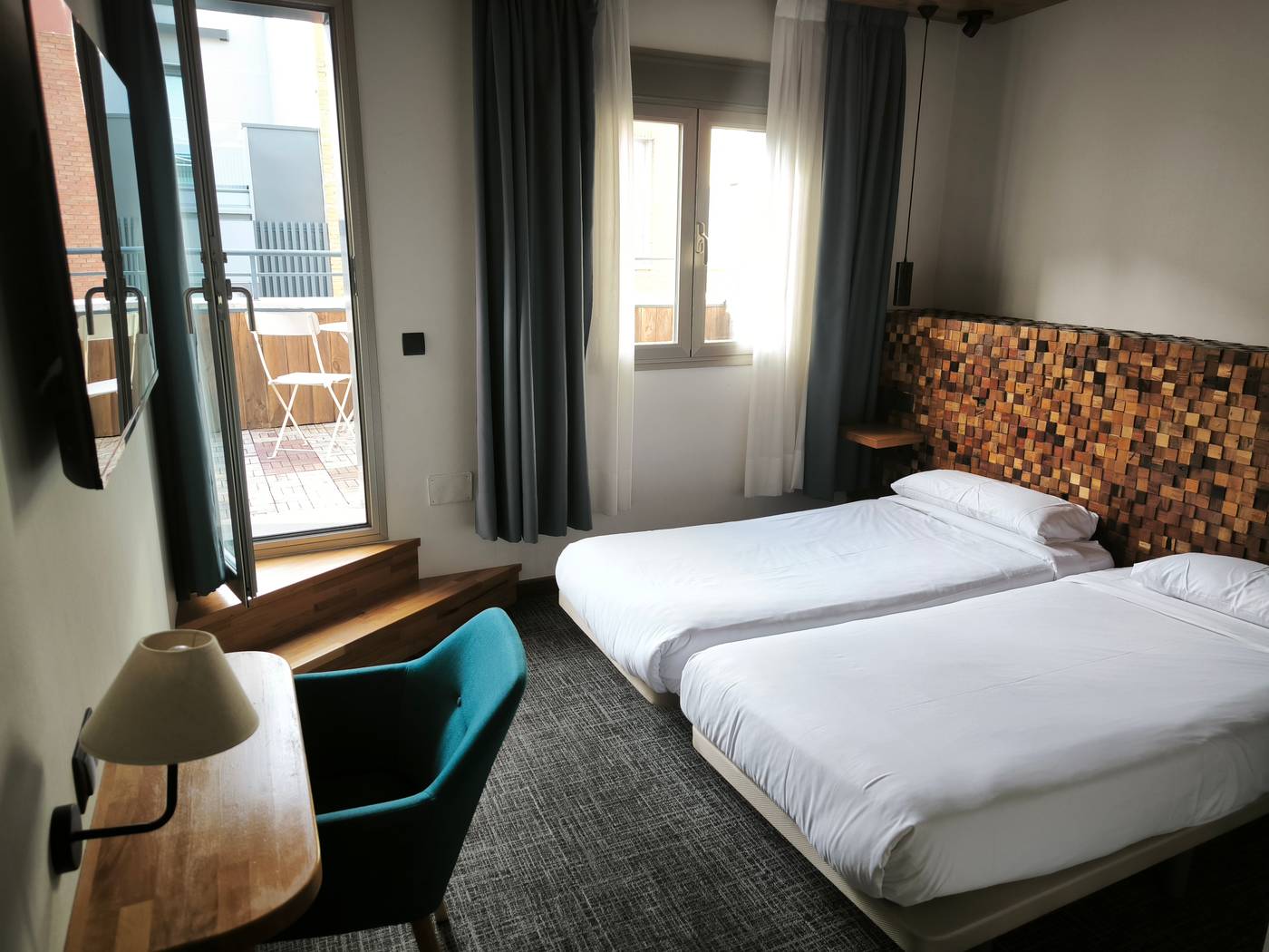 Far-Home-Bernabeu-Room-34