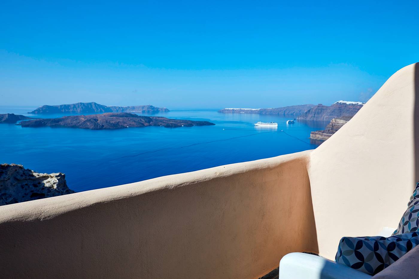 Suites-of-the-Gods-Cave-Spa-Room-56