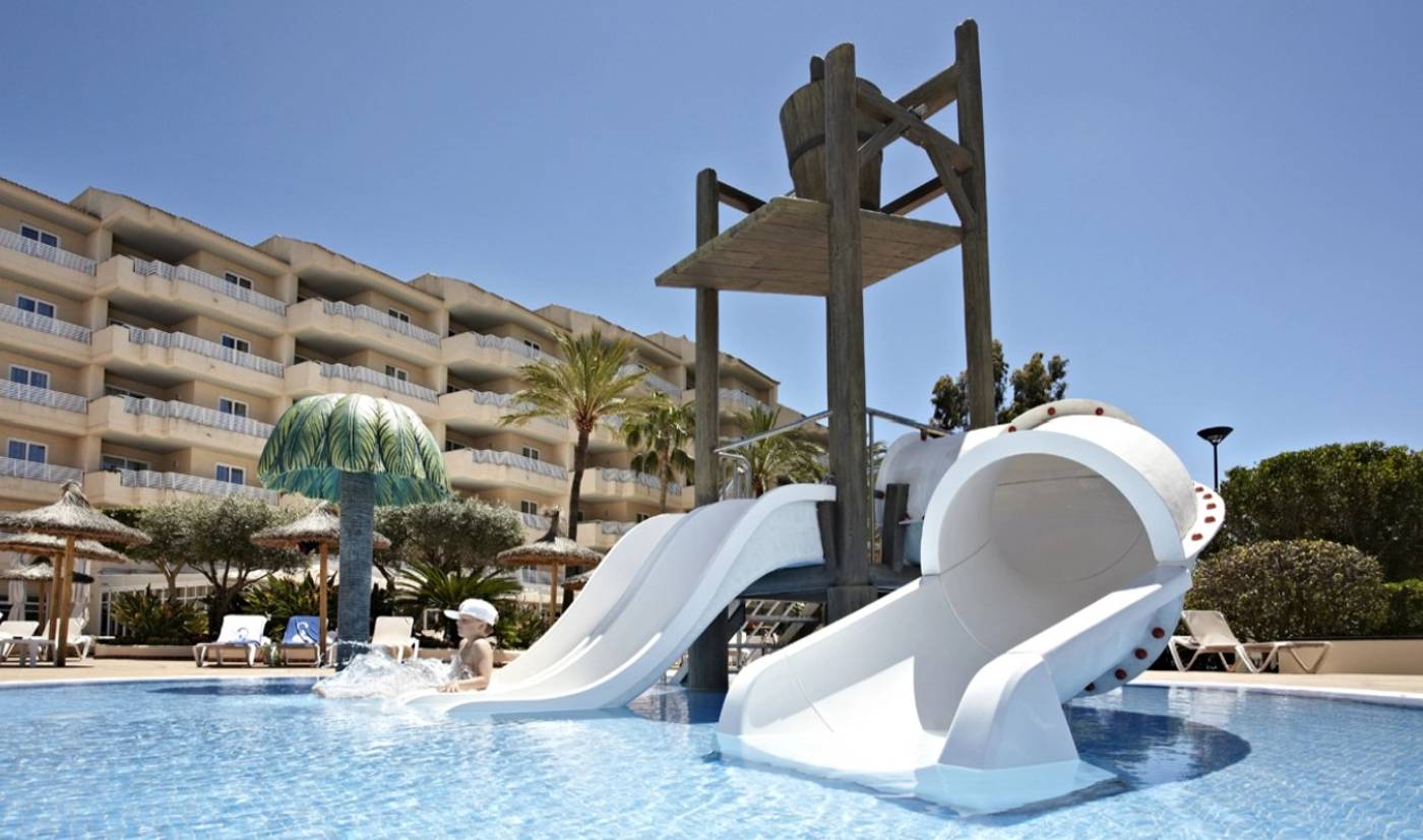 240.2.25 Port D'alcudia