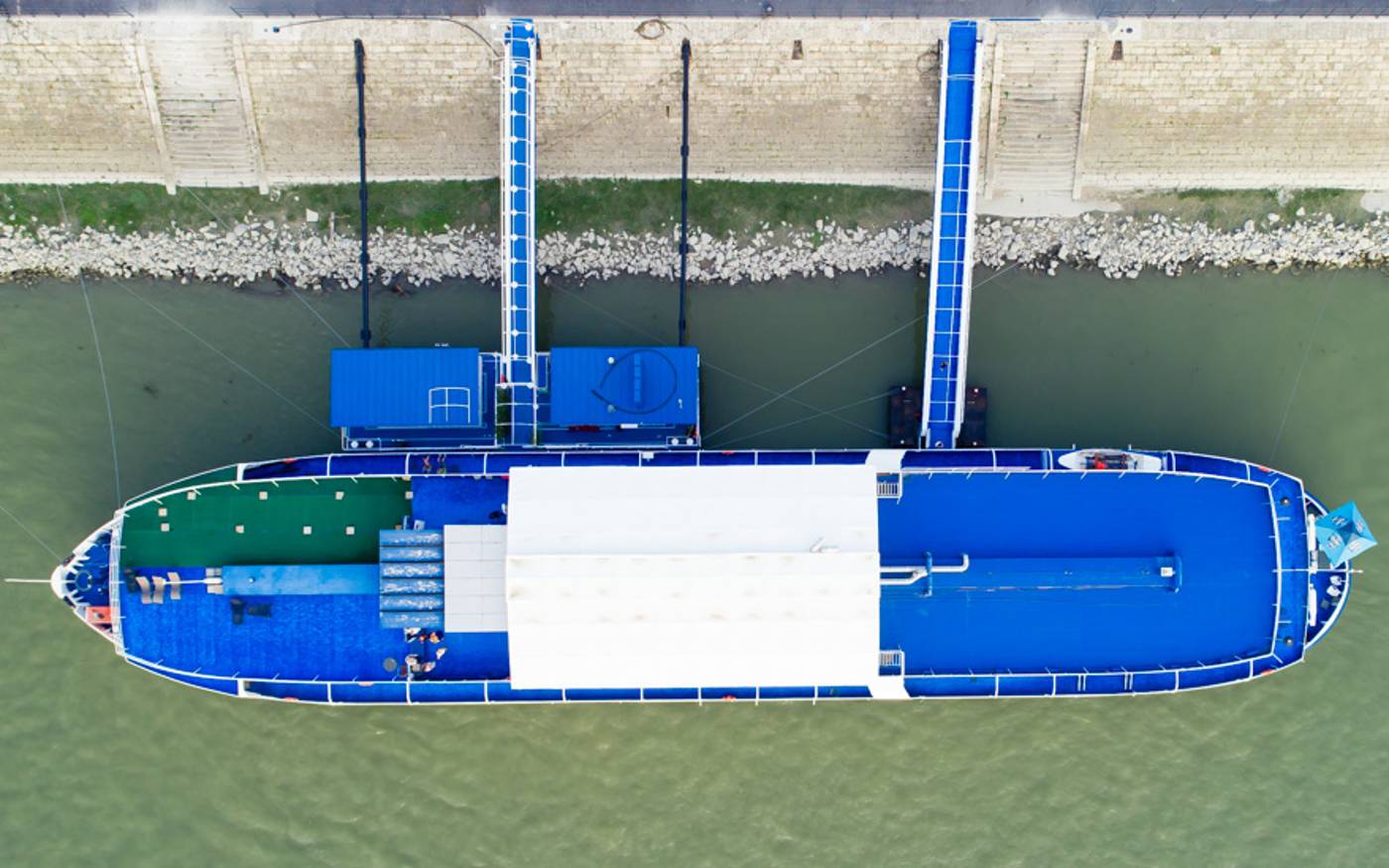 Fortuna-Boat-Hotel-Budapest-General-view-37