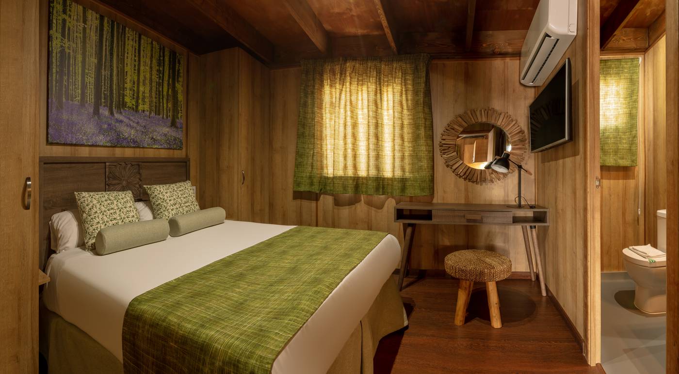 Magic-Robin-Hood-Room-36